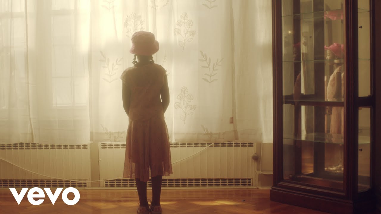 Common ft. Jill Scott, Samora Pinderhughes – Show Me That You Love Video