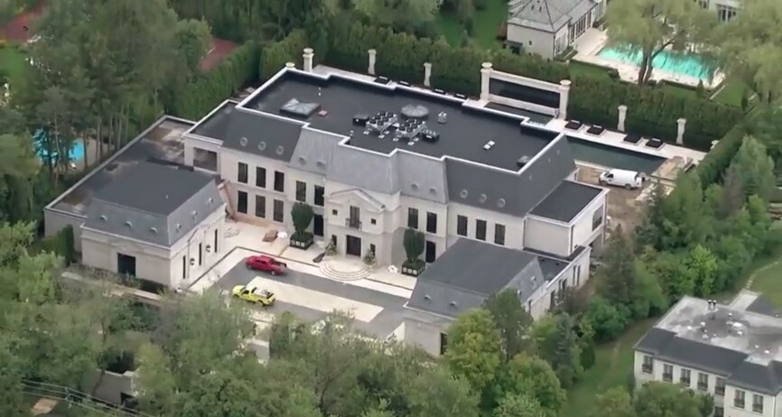 Drake's mansion
