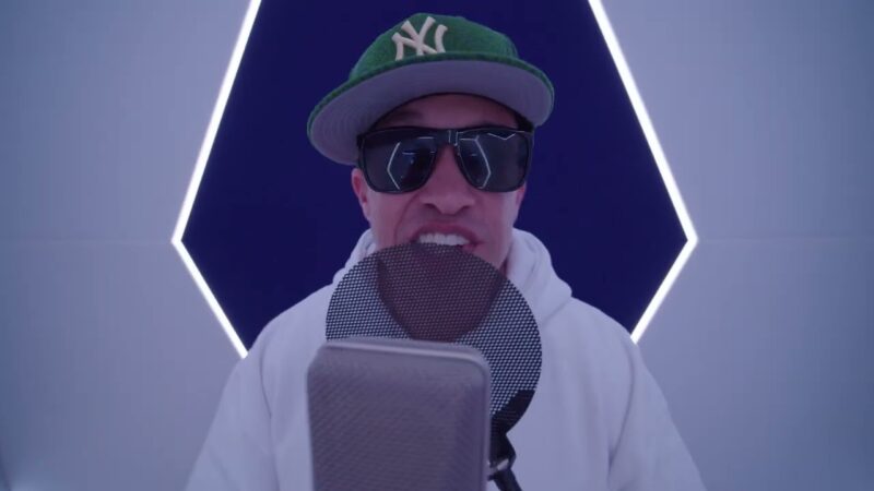 Bush Babees – Chat Bout Video